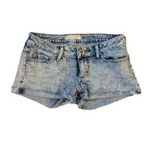Bullhead light denim roll up shorts Size 3 Juniors